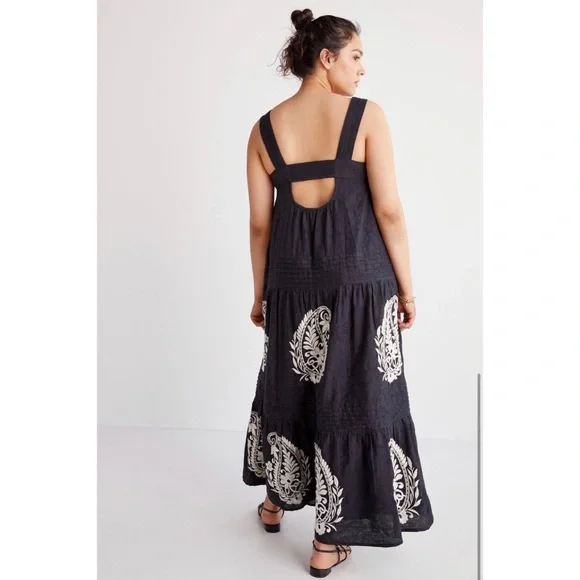 Felicity Embroidered Maxi
Dress - Picture 2 of 7